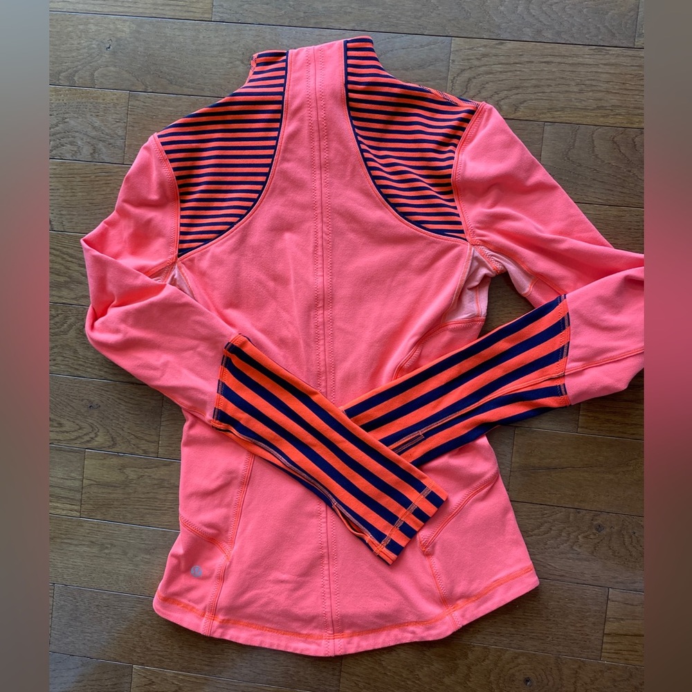 🍋LULULEMON FORME JACKET-LIGHT FLARE/CLASSIC STRIPE INKWELL-4🍋 - Picture 6 of 15